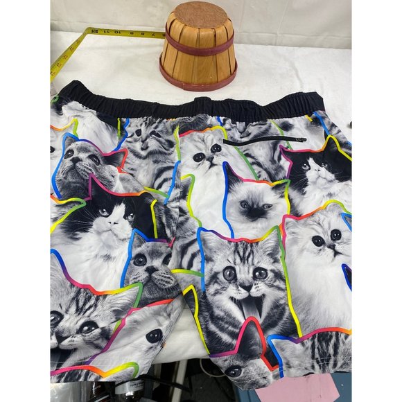 Walnut & 39 Rainbow cat sz XXL swim trunks - Picture 5 of 6